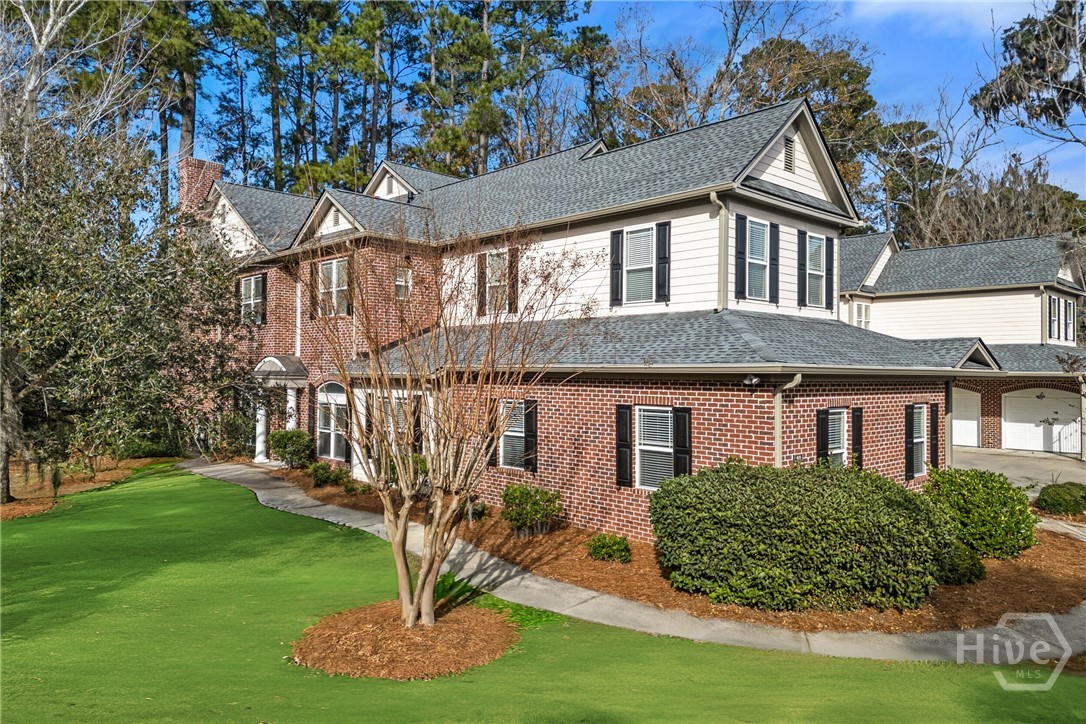 401 River Oaks Drive 401