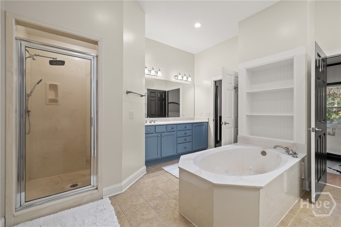 401 River Oaks Drive 401