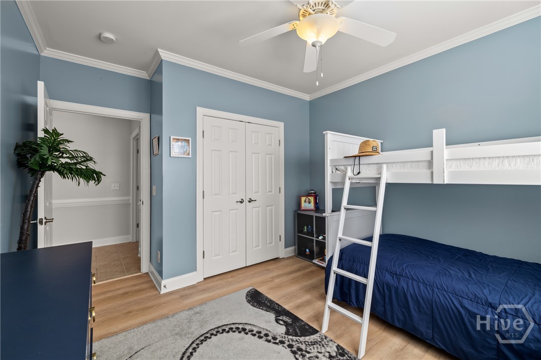 401 River Oaks Drive 401