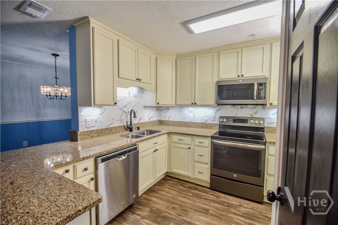 5301 Walden Park Drive