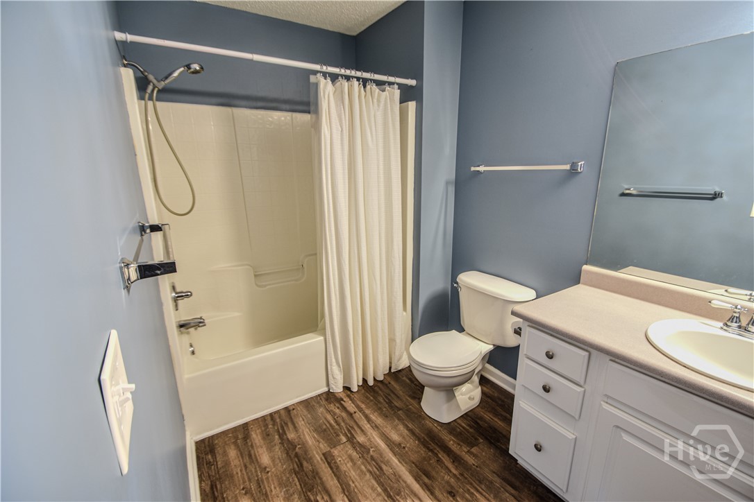 5301 Walden Park Drive