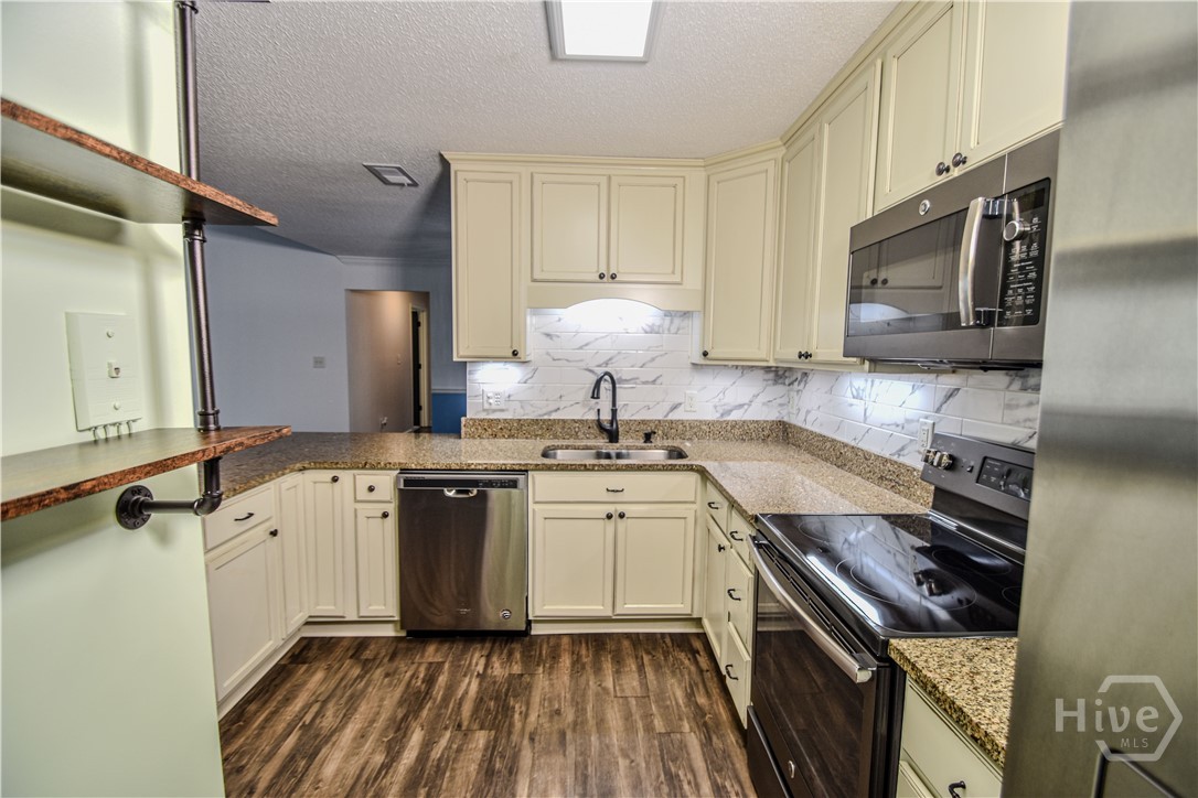 5301 Walden Park Drive