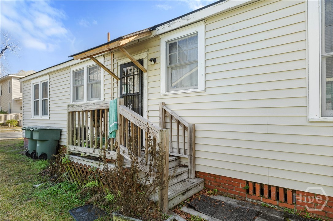 723 E 39th Street