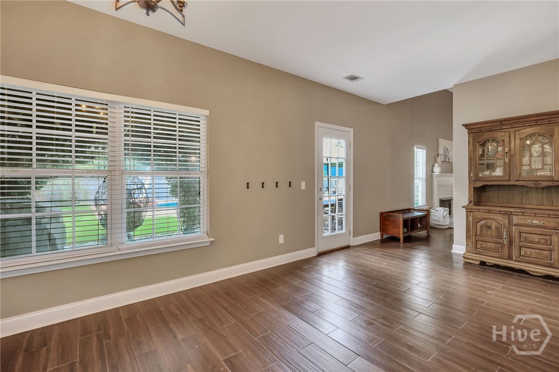 106 Laurel Lane