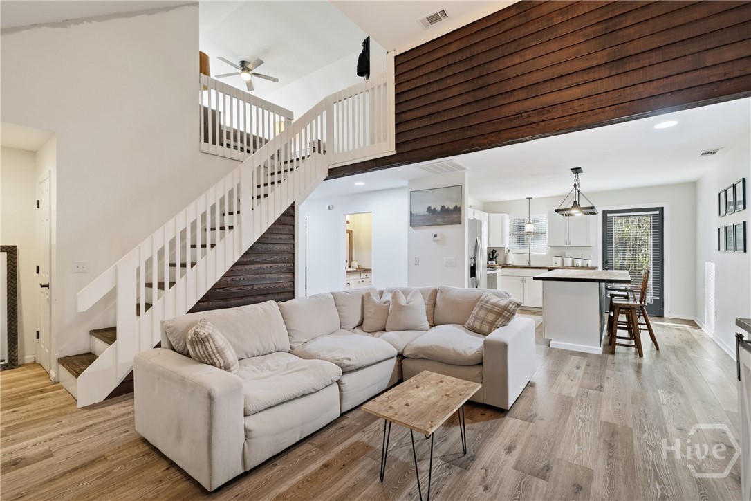 200 Raintree Court