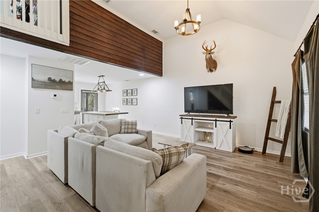 200 Raintree Court