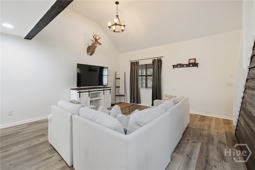 200 Raintree Court