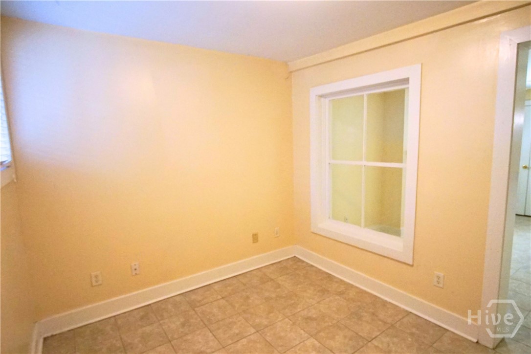 209 E Duffy Street B