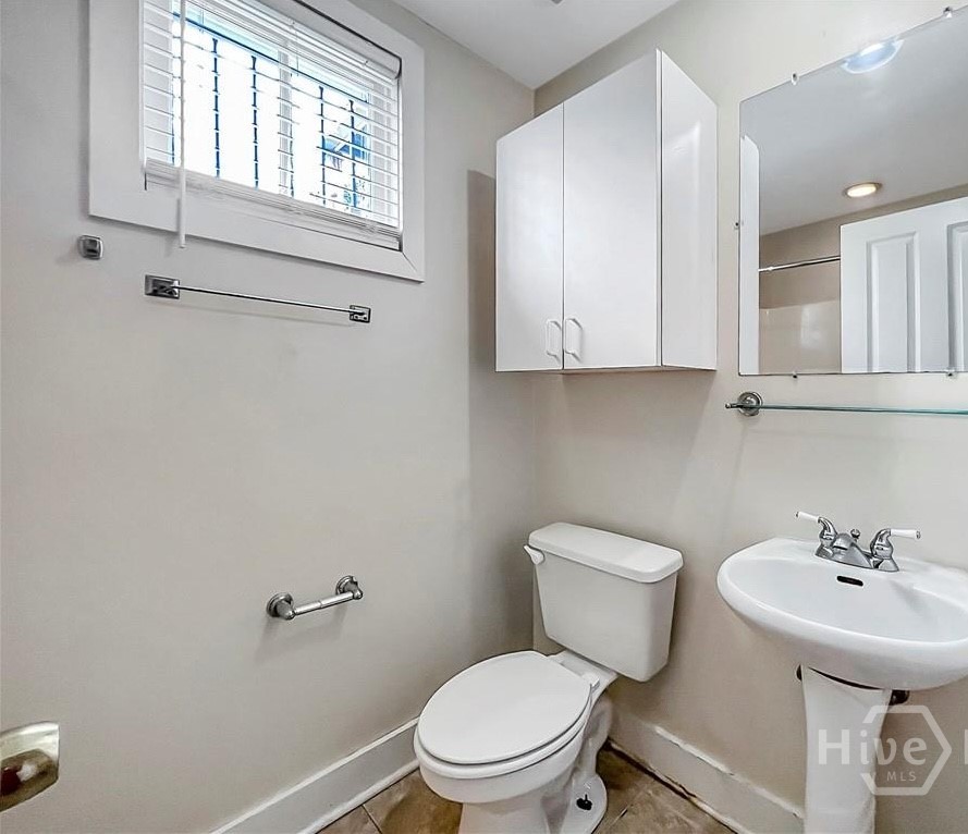 209 E Duffy Street B