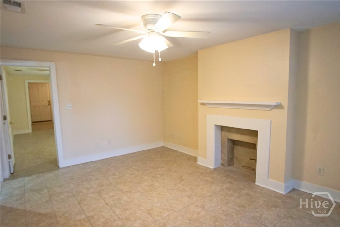 209 E Duffy Street B