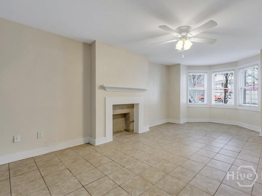 209 E Duffy Street B