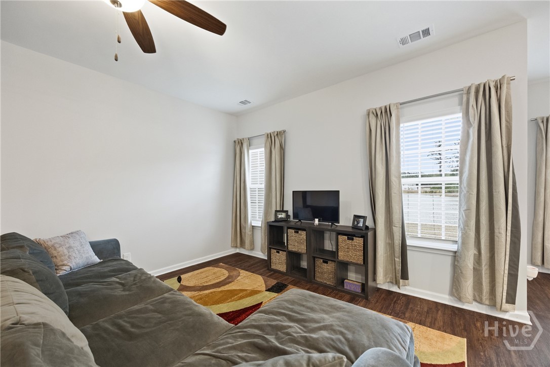 111 Whistle Down Way