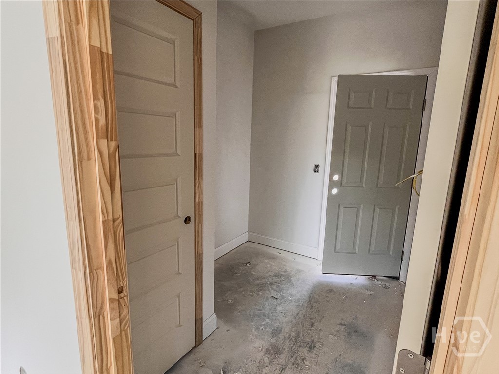 101 Old Field Road