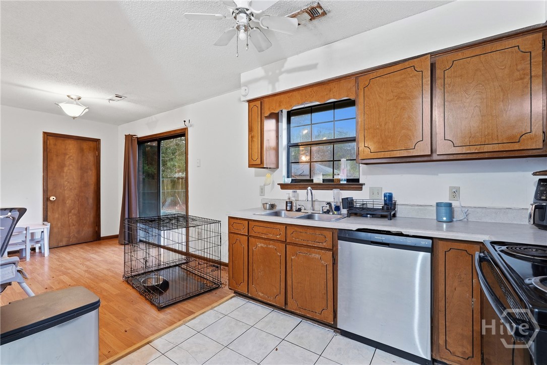 312 York Lane