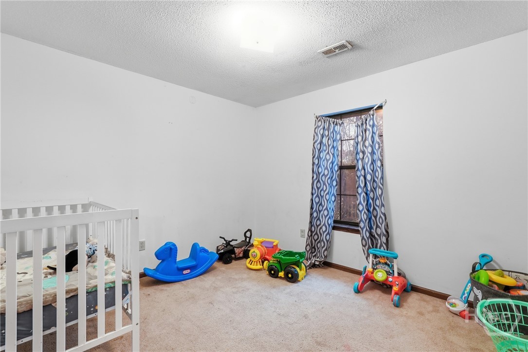 312 York Lane