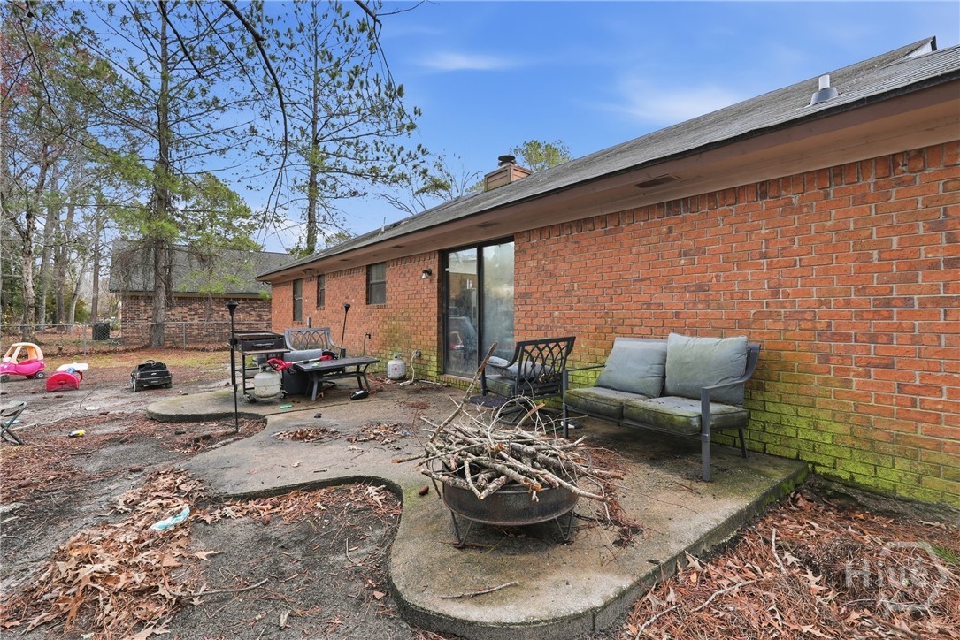 312 York Lane