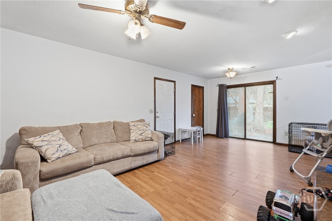 312 York Lane
