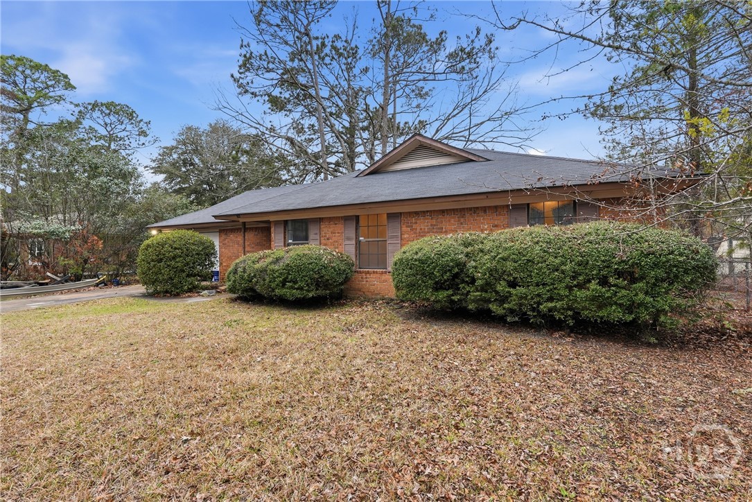 312 York Lane