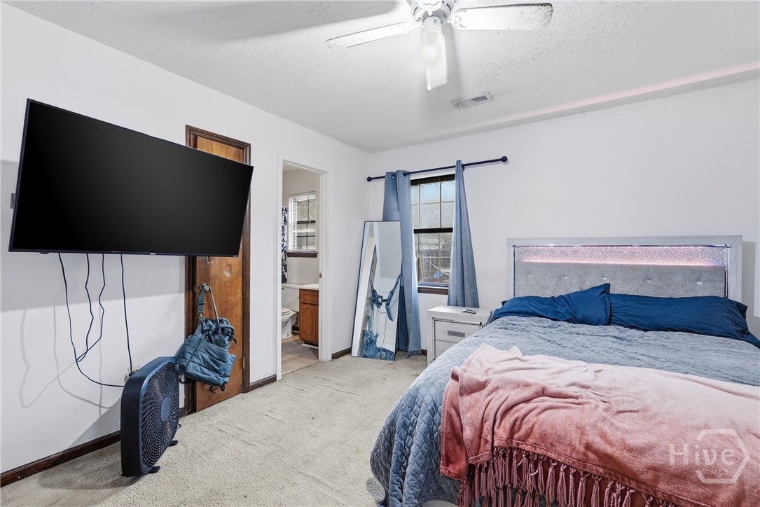 312 York Lane