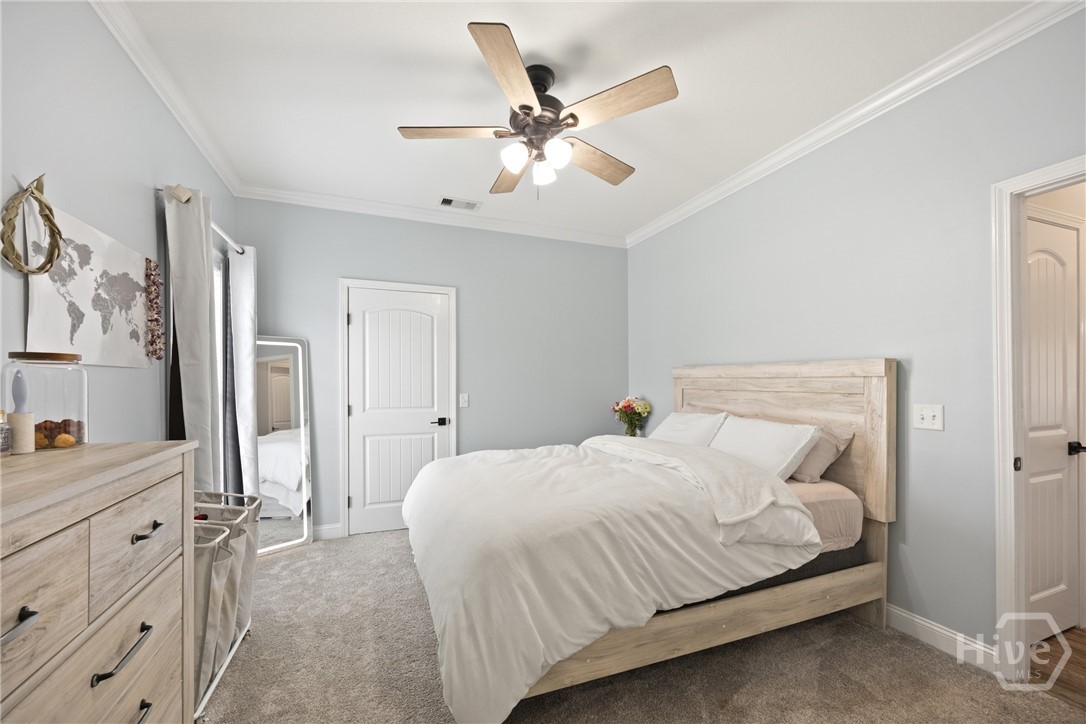 440 Rivercrest Drive