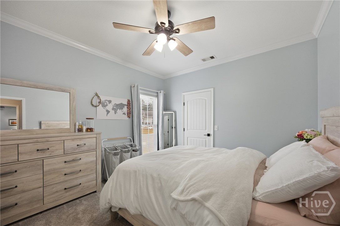 440 Rivercrest Drive