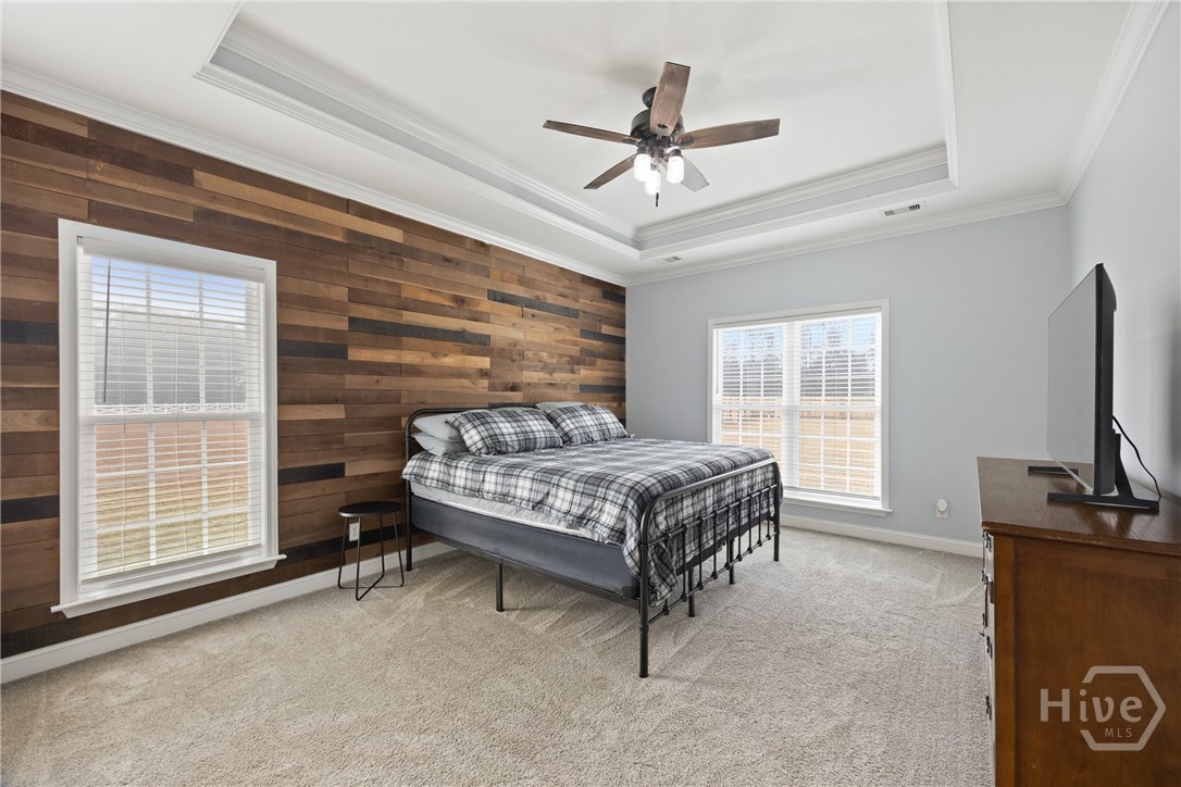 440 Rivercrest Drive