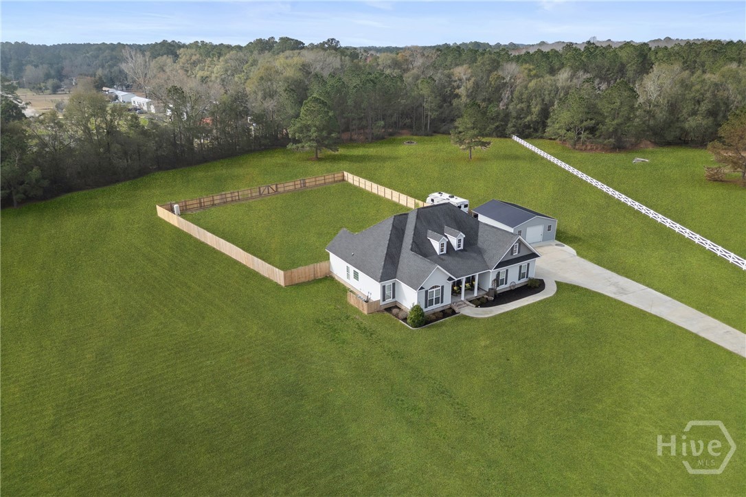 440 Rivercrest Drive