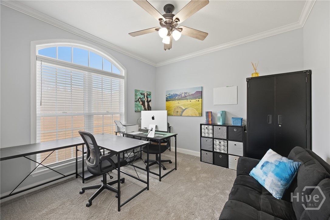 440 Rivercrest Drive