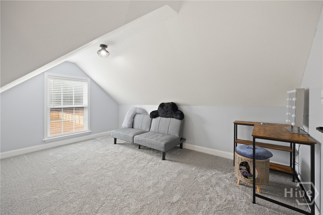 440 Rivercrest Drive