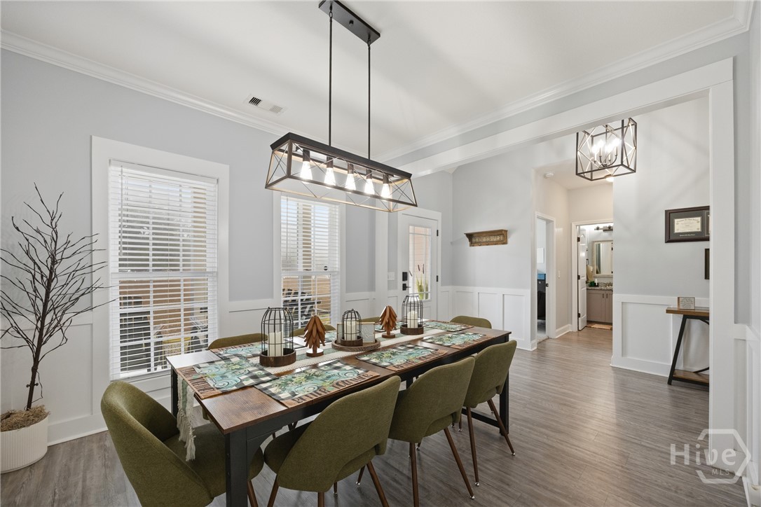 440 Rivercrest Drive