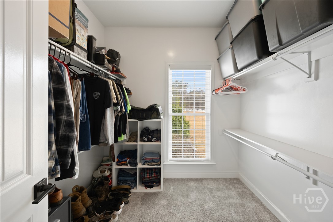 440 Rivercrest Drive