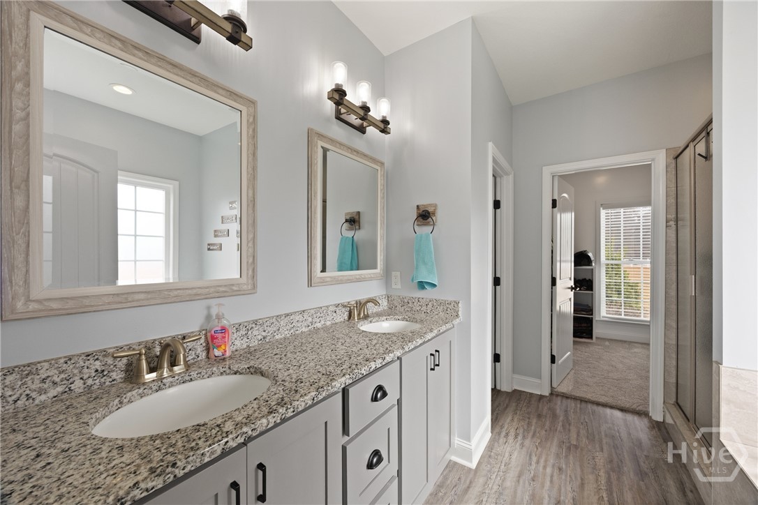 440 Rivercrest Drive