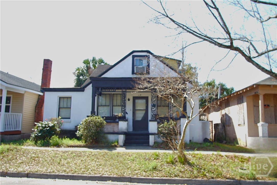 619 W 41st Street