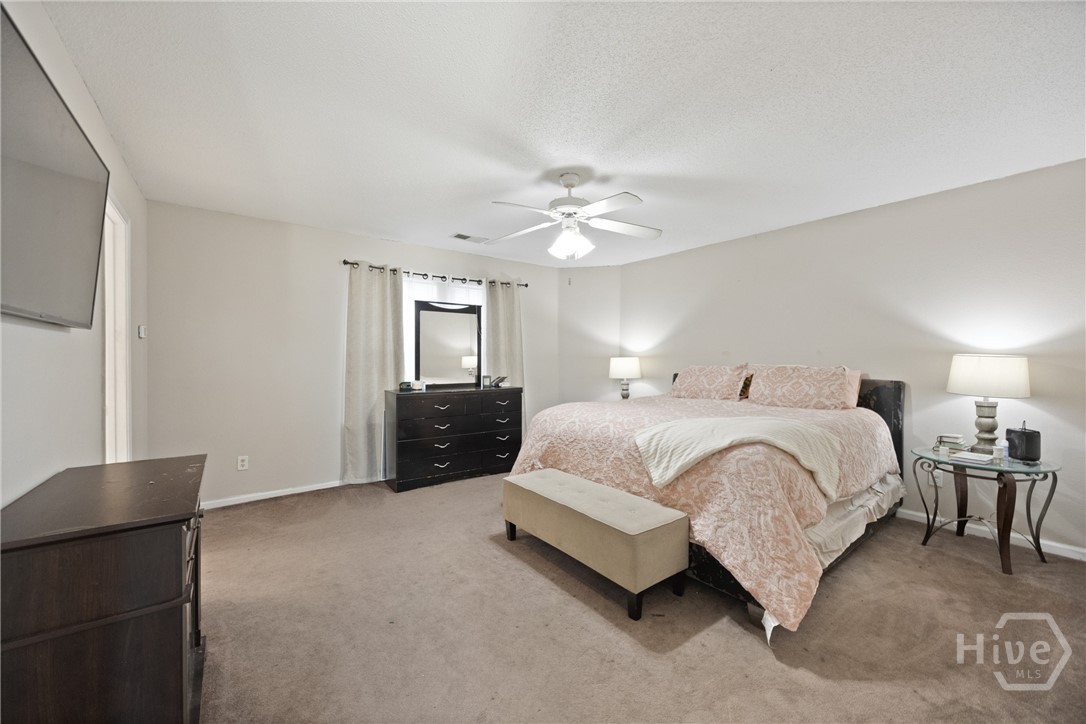 2 Willow Lakes Drive