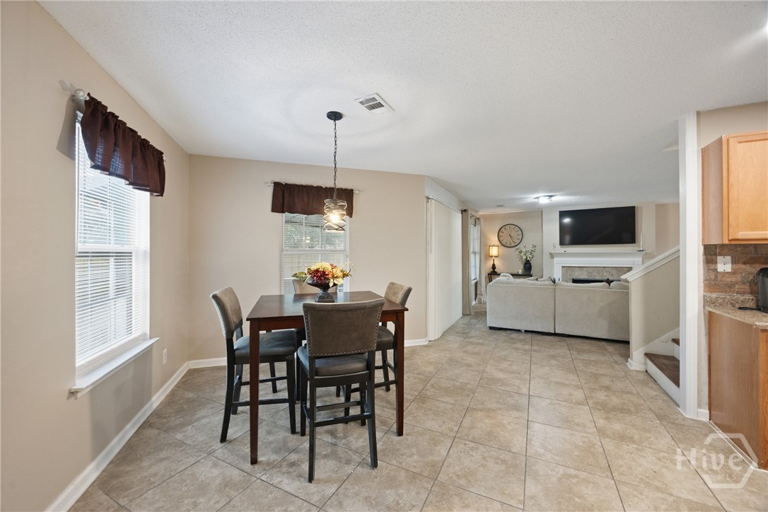 2 Willow Lakes Drive