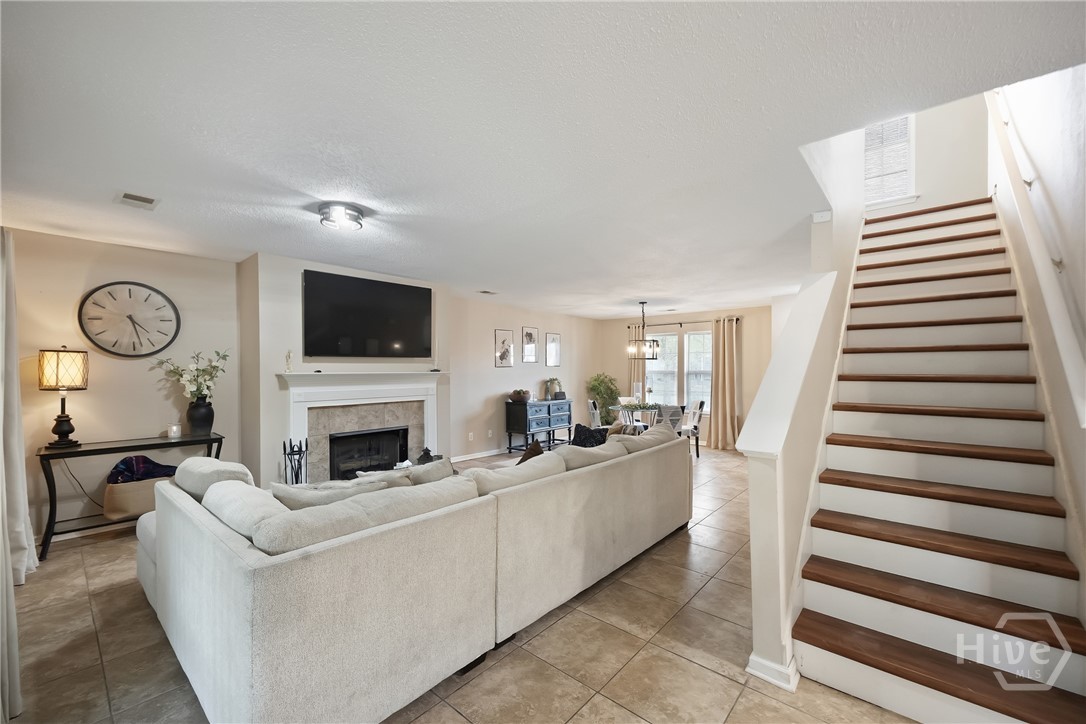 2 Willow Lakes Drive