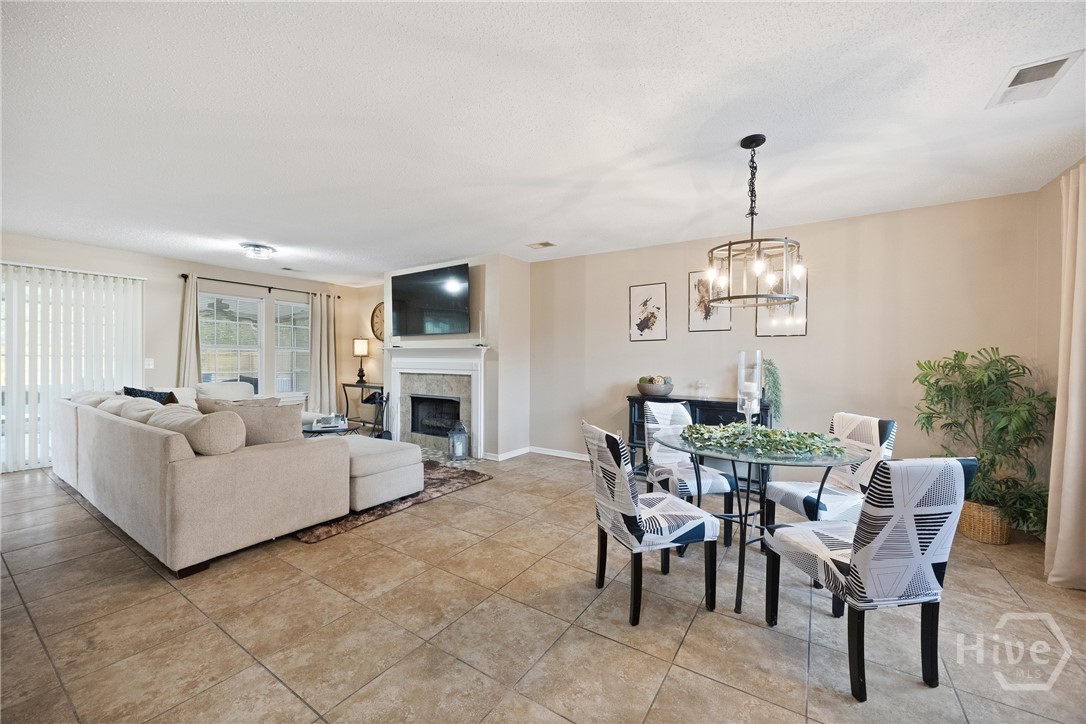 2 Willow Lakes Drive