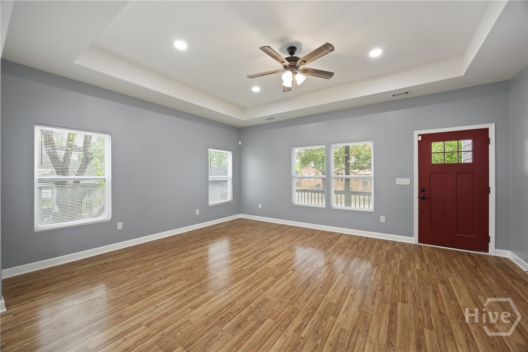 2010 Packard Avenue