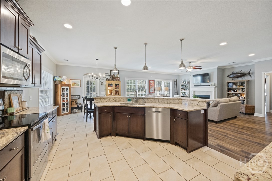 504 Spartina Way