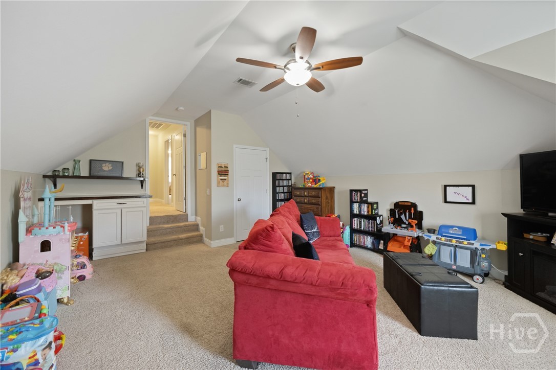 498 Waverly Lane