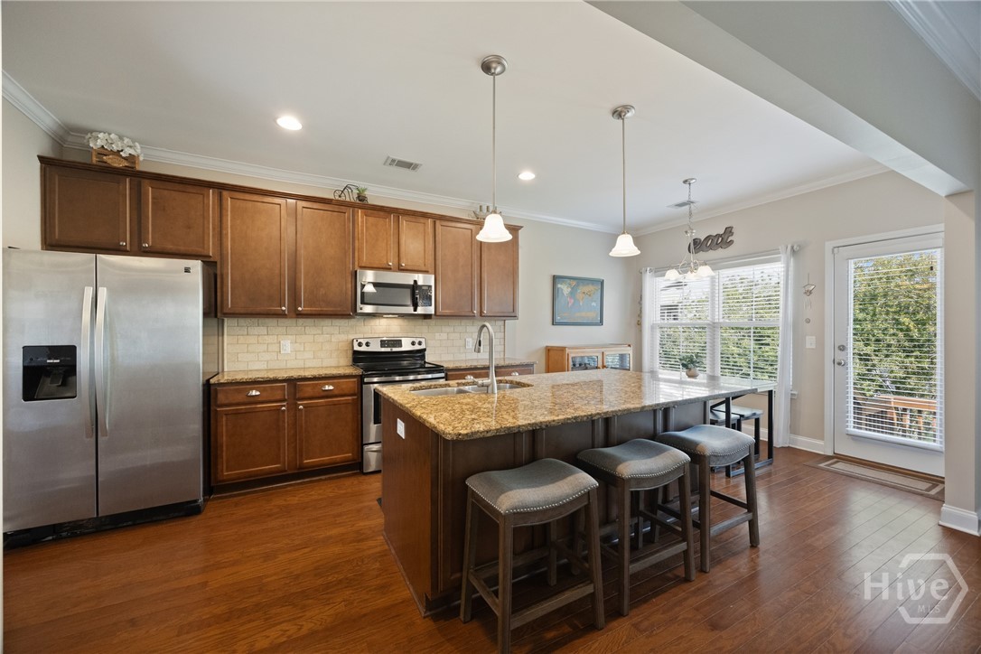 498 Waverly Lane