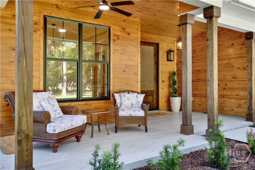 45 Dutchman's Cove Road