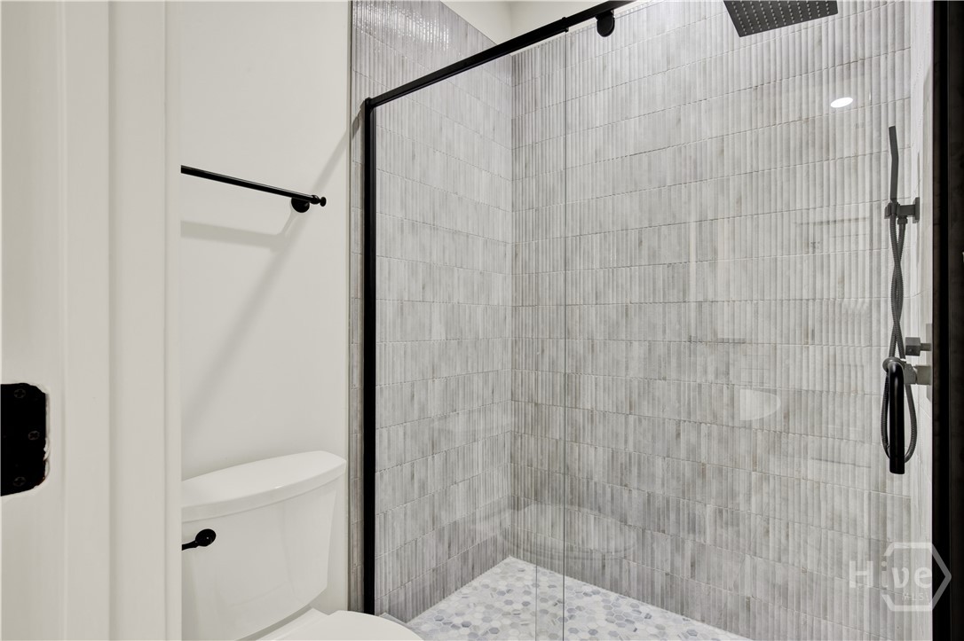 45 Dutchman's Cove Road