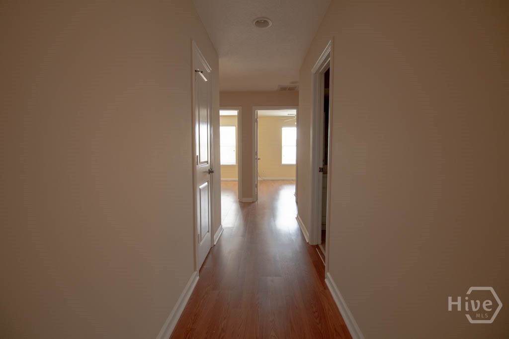 127 Ventura Place