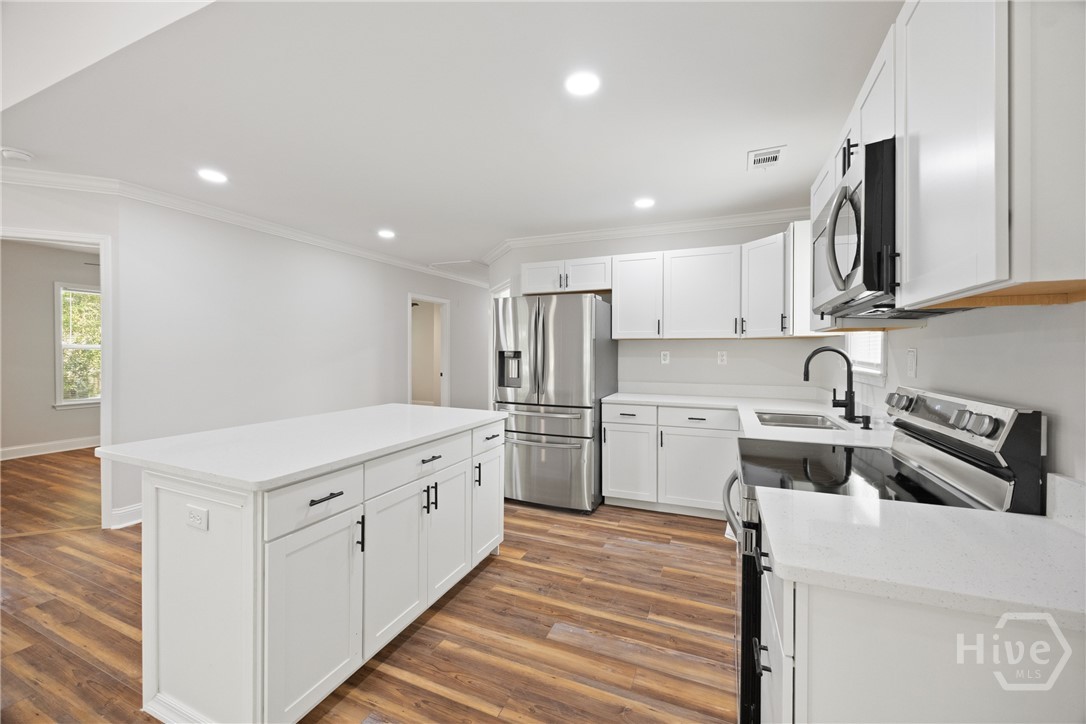 2010 Palmetto Avenue