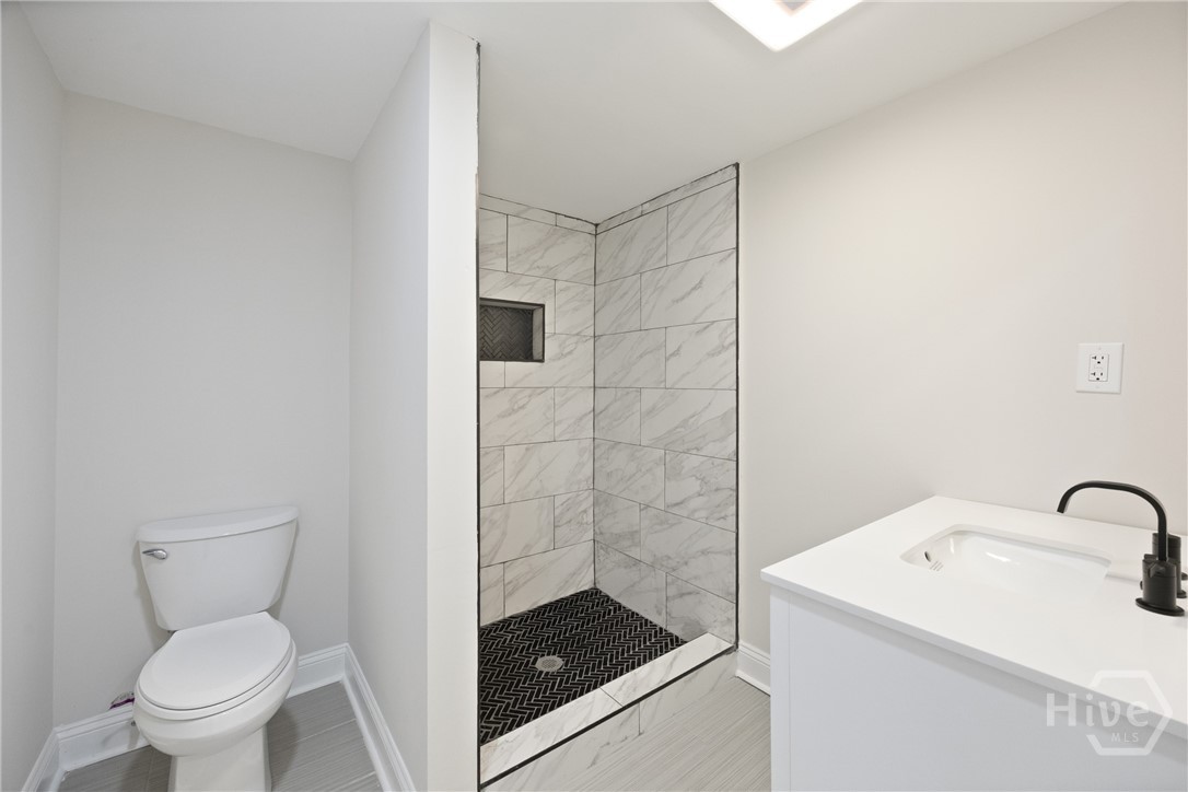 2010 Palmetto Avenue