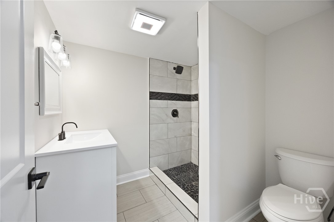 2010 Palmetto Avenue