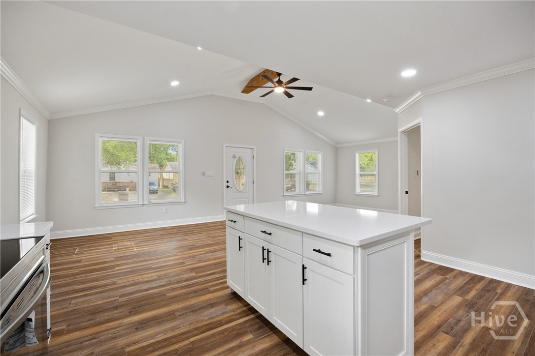 2010 Palmetto Avenue