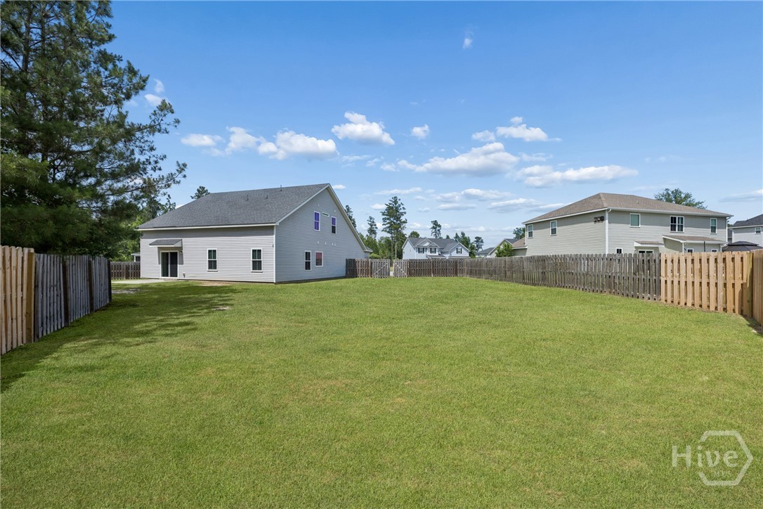207 Thatcher Street