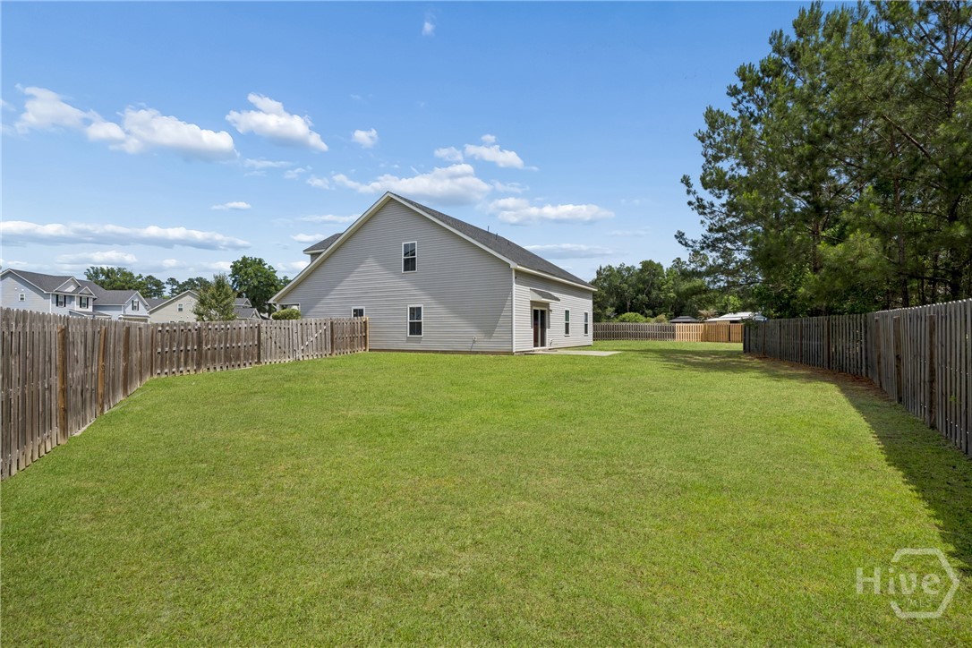 207 Thatcher Street